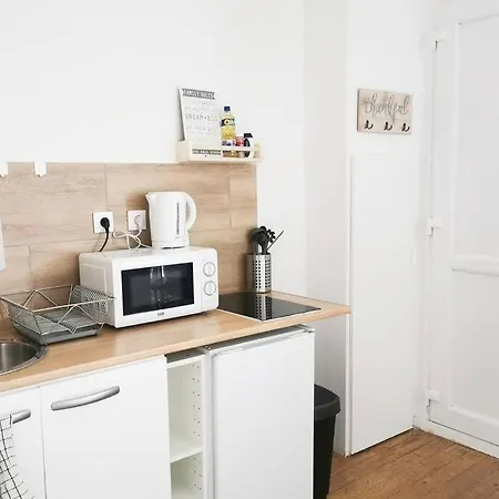 Apartment #4 Joli A 2 Pas Du Metro Et Paris 20
